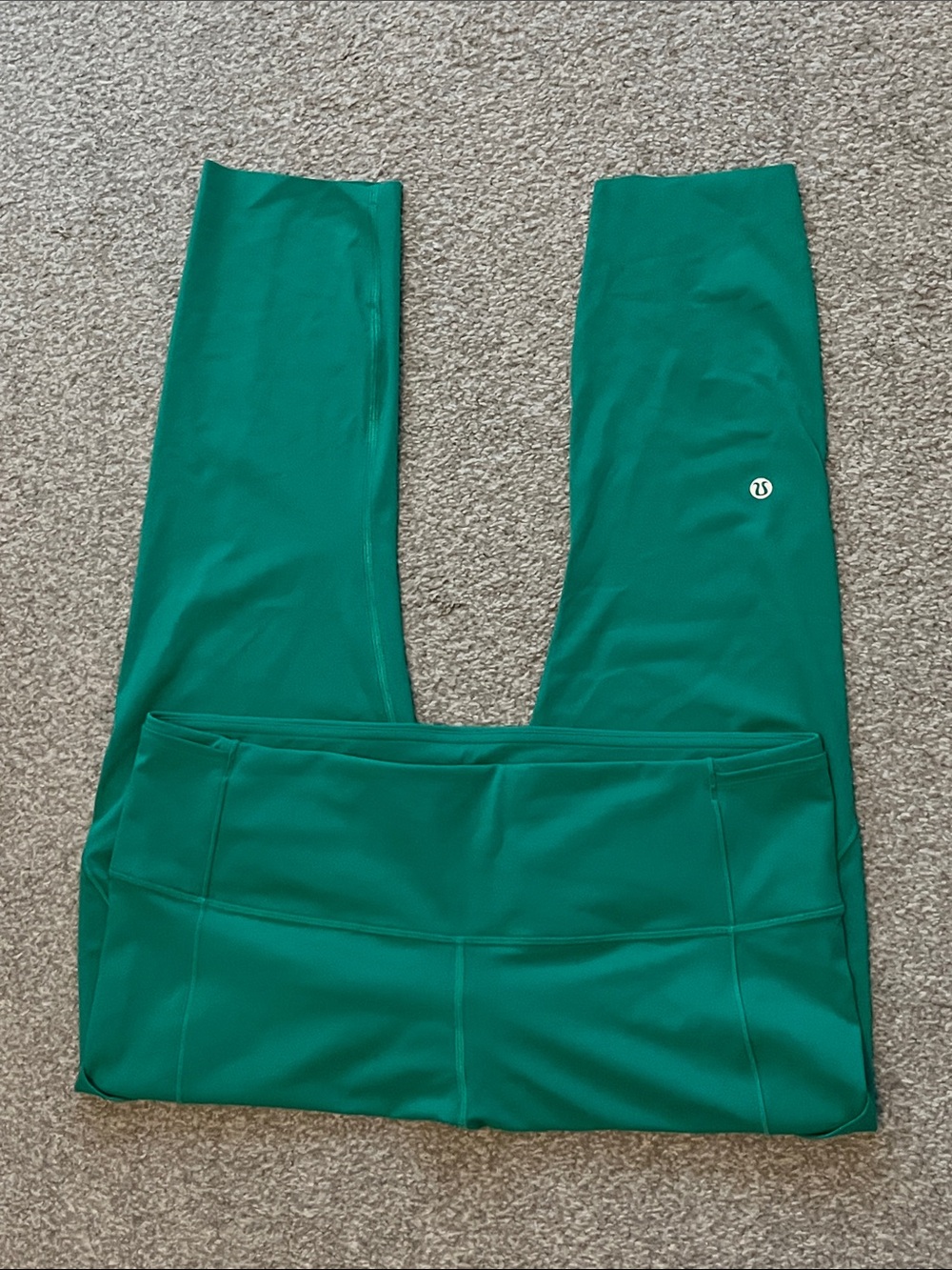 NWOT Lululemon Emerald Green Leggings with Pockets & Drawstring Inside Size 14